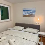 Three Bedroom House Terra Medulin Riviera Dom wakacyjny